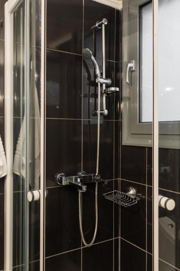 אתונה Beautiful City Rooms Close To Acropolis מראה חיצוני תמונה